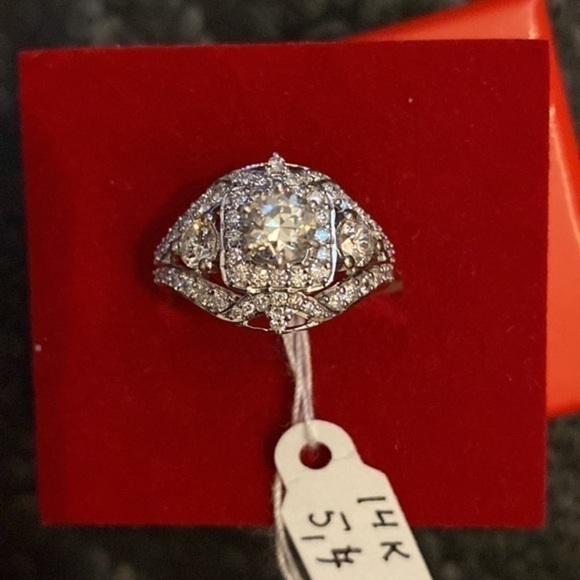 Final price exclusive Dimond Ring Paris wedding engagement anniversary proposal - Picture 6 of 10